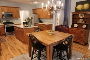 4 Stag Trl, Tolland, CT 06084 - Photo 2
