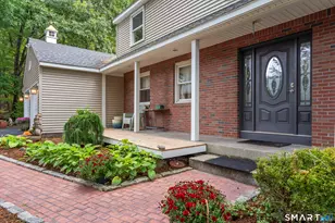 52 Beverly Dr, Somers, CT 06071 - Photo 4