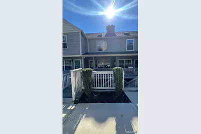 10 Manorwood Drive #10, Branford, CT 06405 - Photo 1