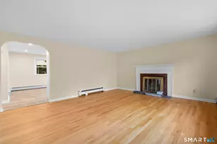 103 Robindale Dr, New Britain, CT 06053 - Photo 2