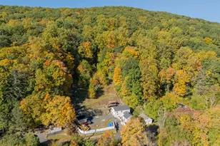 19 Mountainville Rd, Danbury, CT 06810 - Photo 2