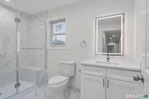 131 Columbia St, Bridgeport, CT 06604 - Photo 32