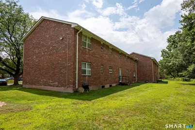 1087 Blue Hills Avenue #C, Bloomfield, CT 06002 - Photo 4