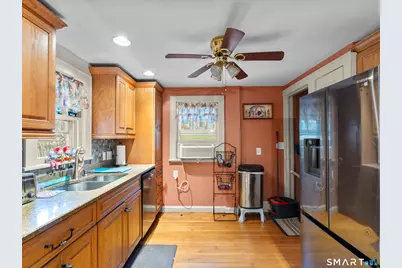9 Holley Street, Danbury, CT 06810 - Photo 6