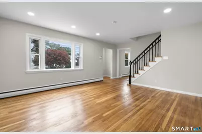 329 Greenwood Street, Bridgeport, CT 06606 - Photo 4