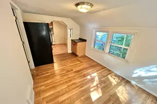 241 Cottage St, Monroe, CT 06468 - Photo 12