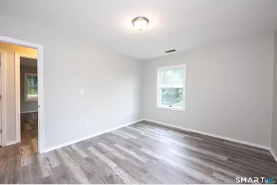 799 Foxon Road, East Haven, CT 06513 - Photo 10
