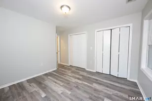 799 Foxon Rd, East Haven, CT 06513 - Photo 16