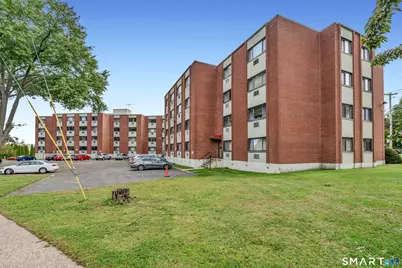 1700 Broadbridge Avenue #C48, Stratford, CT 06614 - Photo 4
