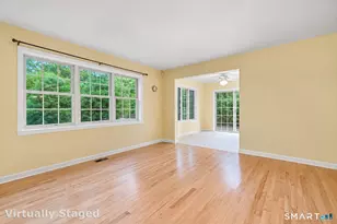 2 Hawthorne Ln, East Lyme, CT 06357 - Photo 8