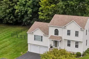 314 Briarwood Dr, Manchester, CT 06040 - Photo 1