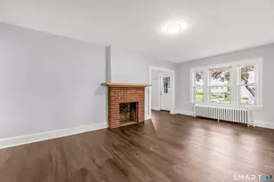 110 Plainfield St, Hartford, CT 06112 - Photo 10