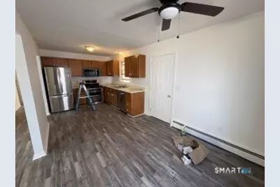 35 Chapman Street, East Hartford, CT 06108 - Photo 2