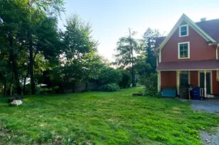 8 N Park St, Vernon, CT 06066 - Photo 4