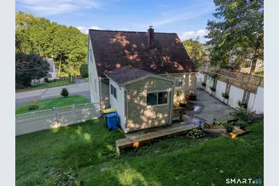 15 Ashland Avenue, Waterbury, CT 06708 - Photo 32