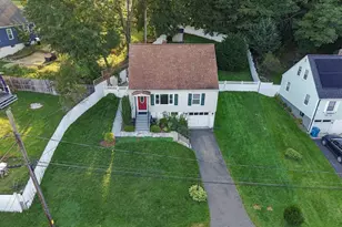 15 Ashland Ave, Waterbury, CT 06708 - Photo 2