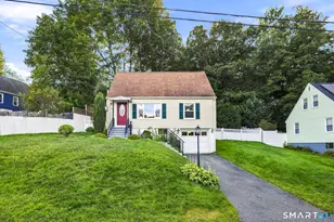 15 Ashland Ave, Waterbury, CT 06708 - Photo 1