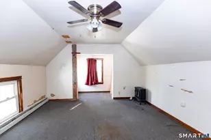 92 5th St, Norwich, CT 06360 - Photo 12