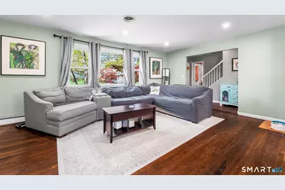 11 Island Heights Circle, Stamford, CT 06902 - Photo 2