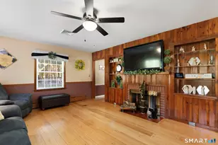 266 Heritage Rd, Putnam, CT 06260 - Photo 12