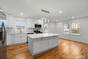 131 Columbia St, Bridgeport, CT 06604 - Photo 18