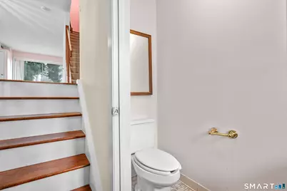 40 Crest Street #10, West Haven, CT 06516 - Photo 6