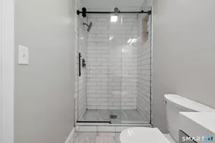 140 Grand St, Waterbury, CT 06702 - Photo 12