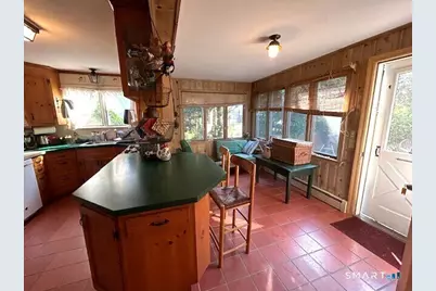 195 Linden Avenue, Branford, CT 06405 - Photo 6