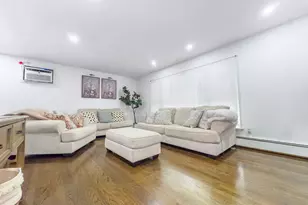 50 Creeping Hemlock Dr, Norwalk, CT 06851 - Photo 4