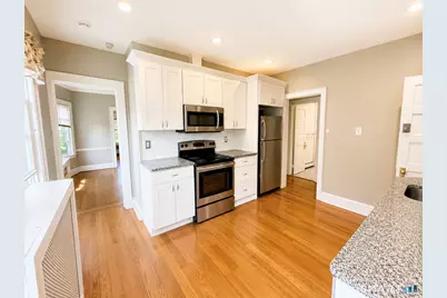 124 Dover Road #2nd Floor, West Hartford, CT 06119 - Photo 1
