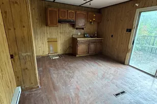 26 Grand St, Seymour, CT 06483 - Photo 12