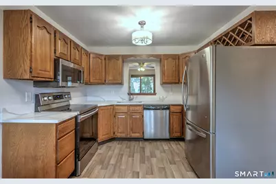 7 De Marchis Drive #7, Shelton, CT 06484 - Photo 4