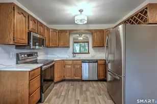 7 De Marchis Dr, Shelton, CT 06484 - Photo 4
