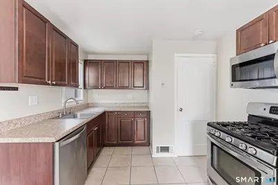 92 Seaman Circle, Manchester, CT 06040 - Photo 12