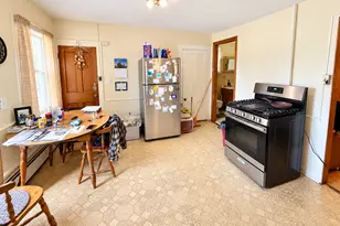 435 Myrtle St, New Britain, CT 06053 - Photo 6