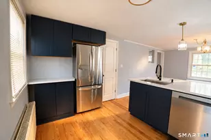 33 Byrd Rd, Wethersfield, CT 06109 - Photo 6