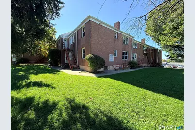 1076 East Main Street #1, Stamford, CT 06902 - Photo 10