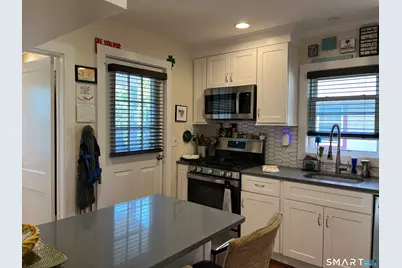 68 Leonard Street #2, Stamford, CT 06906 - Photo 2