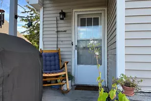68 Leonard St, Stamford, CT 06906 - Photo 24