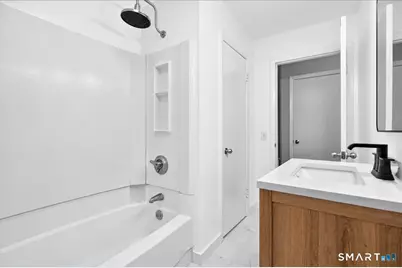 815 Hill Street, Hamden, CT 06514 - Photo 18