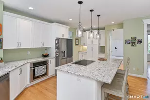 35 Christian Ln, Brookfield, CT 06804 - Photo 14