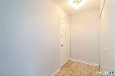 81-95 Park Avenue #201, Danbury, CT 06810 - Photo 2