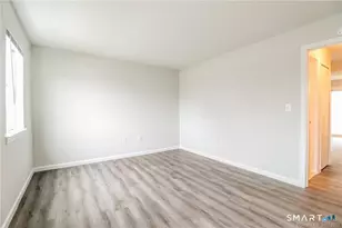 8195 Park Ave, Danbury, CT 06810 - Photo 20