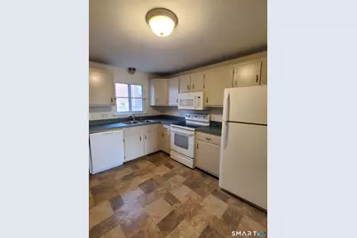273 Queen Street #11D, Southington, CT 06489 - Photo 2