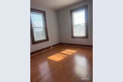 183 Hawley Avenue, Bridgeport, CT 06606 - Photo 10