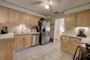375 S Main St, Manchester, CT 06040 - Photo 16