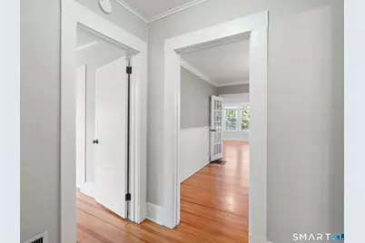 377 Park Road, West Hartford, CT 06119 - Photo 8