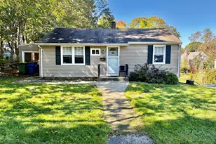 115 Dracut Ave, Waterbury, CT 06704 - Photo 1