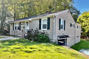 115 Dracut Ave, Waterbury, CT 06704 - Photo 2