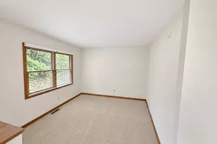 73 Roberts St, Shelton, CT 06484 - Photo 6